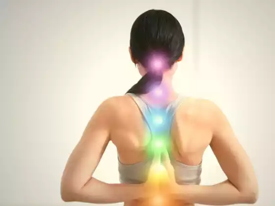 Menyembuhkan Seri Chakra Kelas 3 Solar Plexus dan Jantung Anda