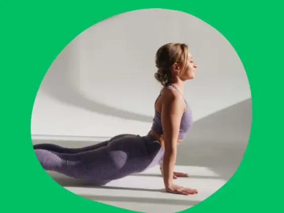 Vinyasa potenziato: flusso yoga intermedio