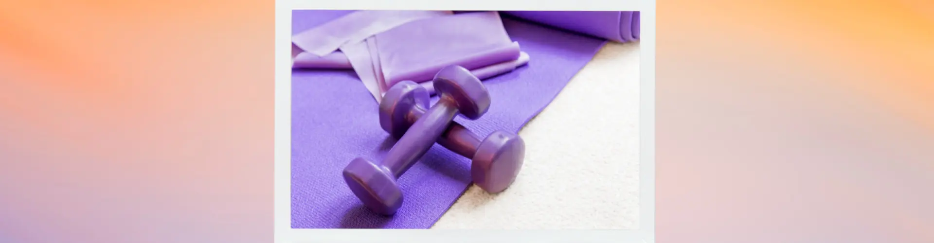 Yoga del mercoledì con pesi - Online Class by Just Plain  Yoga